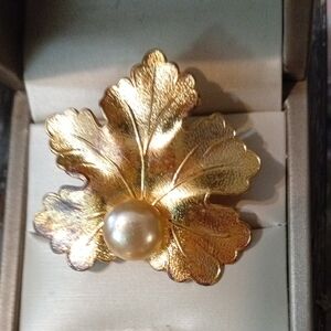 Gold Leaf Brooch with Pearl Accent
